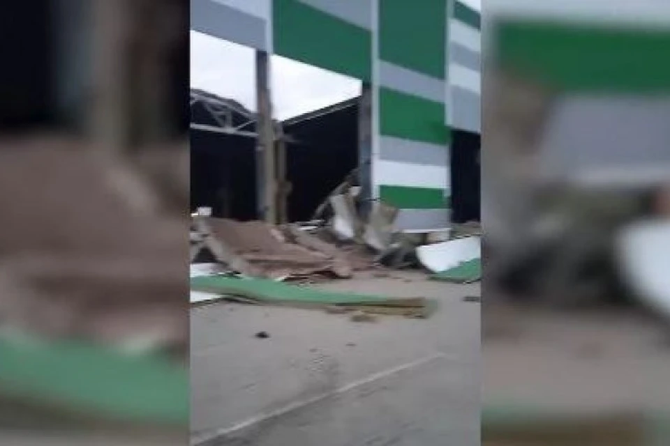 Кадр видео с обрушения ТЦ в Волгограде.