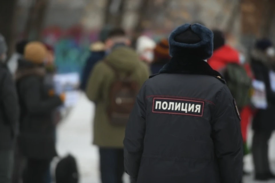 МВД проверяет сообщения о появлении крестов с фото живых людей под Тулуном