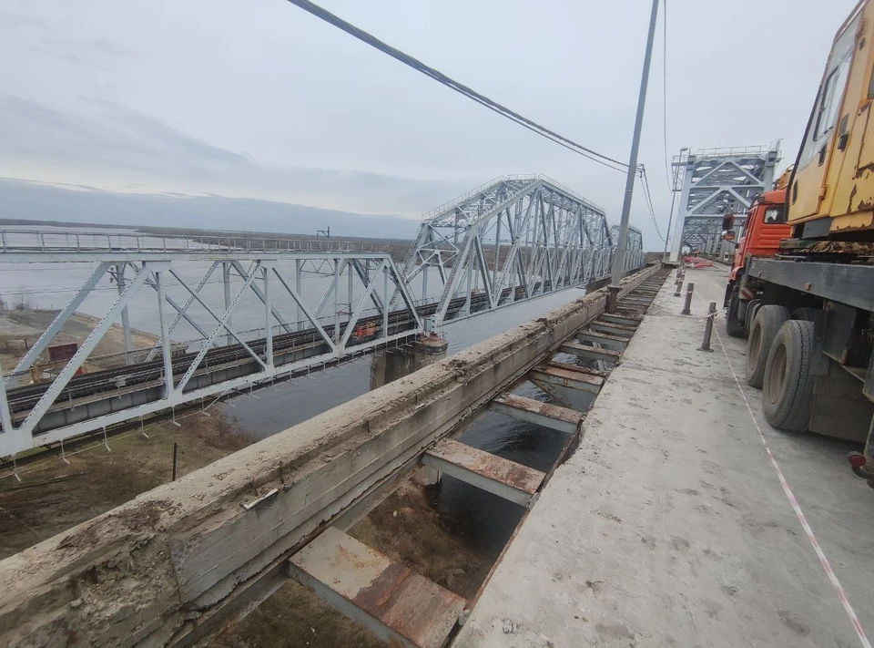 Фрезерование старого покрытия завершилось на Борском мосту. Фото: пресс-служба правительства Нижегородской области.