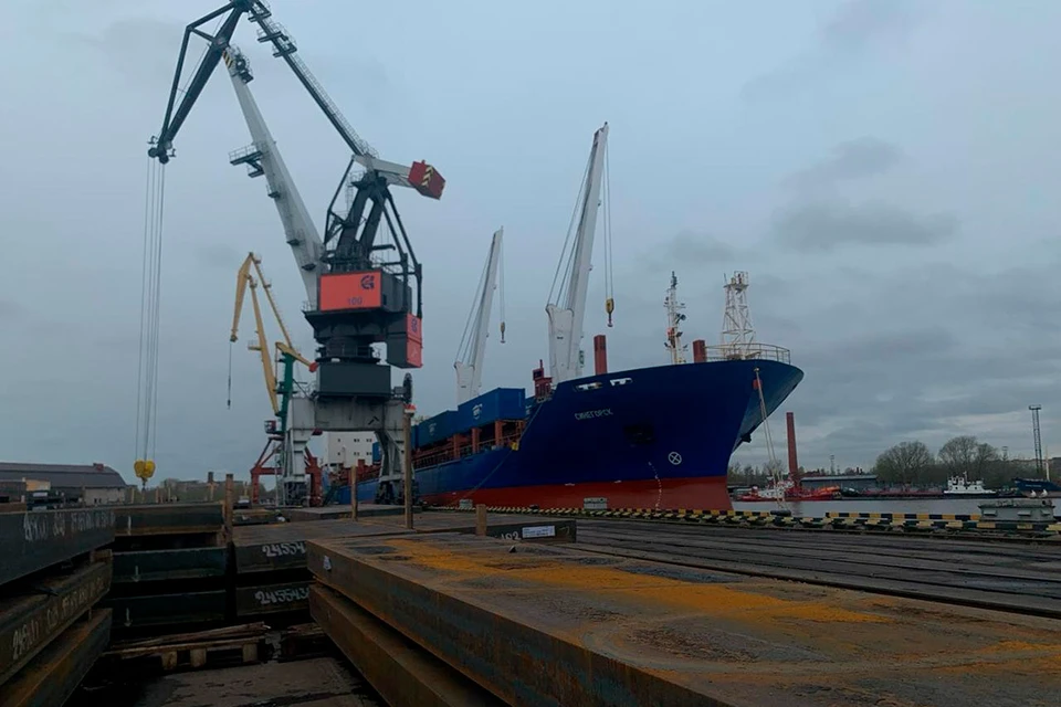 Замороженные продукты впервые доставили по морю из Петербурга в Калининград. Фото: vk.com/infrastruktura39