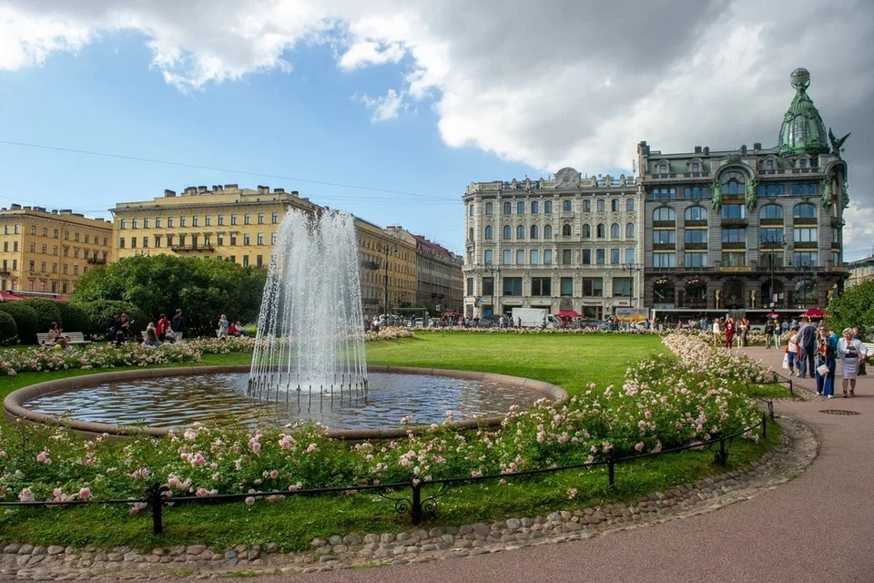 Фонтаны заработают в Петербурге 27 апреля.