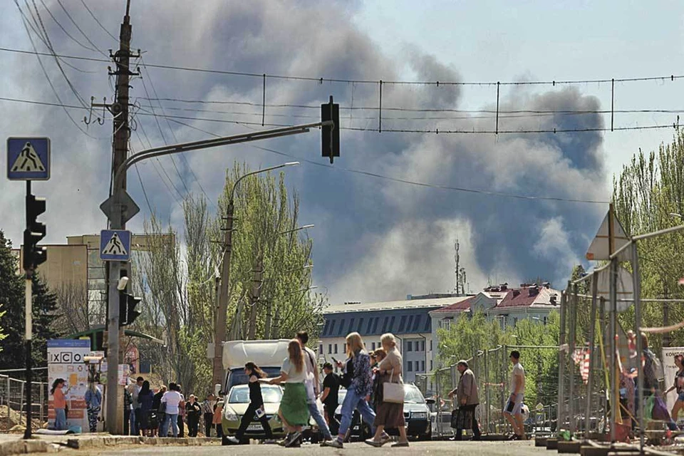 Луганск впервые за много лет подвергся удару.