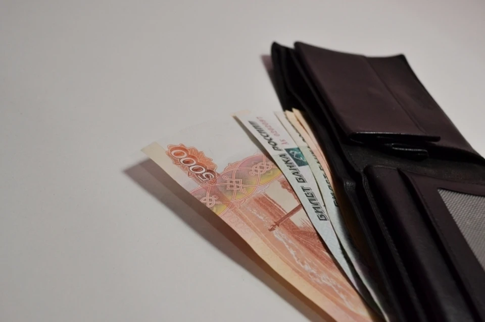 Жительница Комсомольска поверила мошенникам, но смогла сохранить деньги