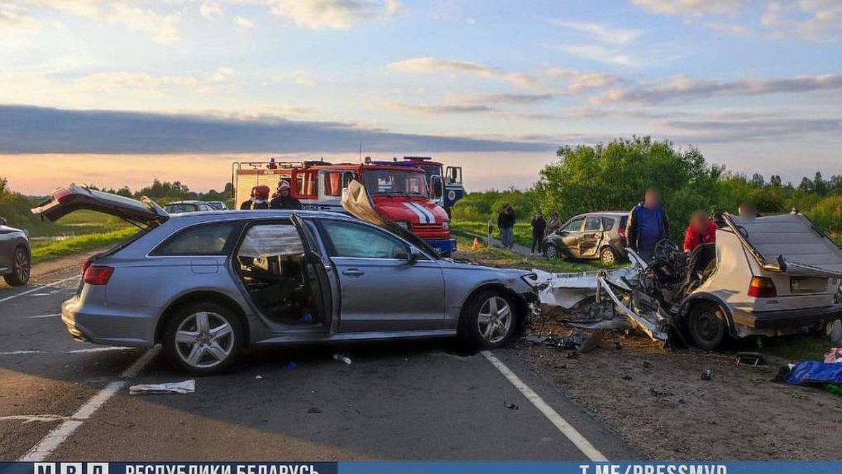 Супруги погибли в жутком столкновении легковых авто под Пинском - KP.RU