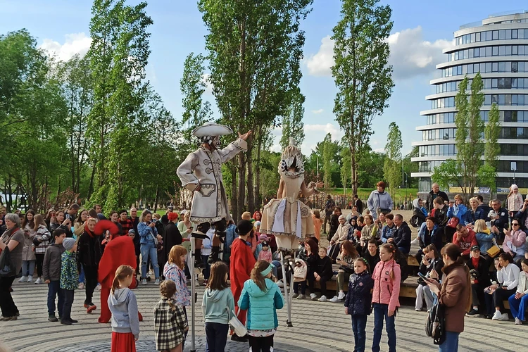Майские праздники в Воронеже: программа мероприятий, куда сходить, чем развлечь детей