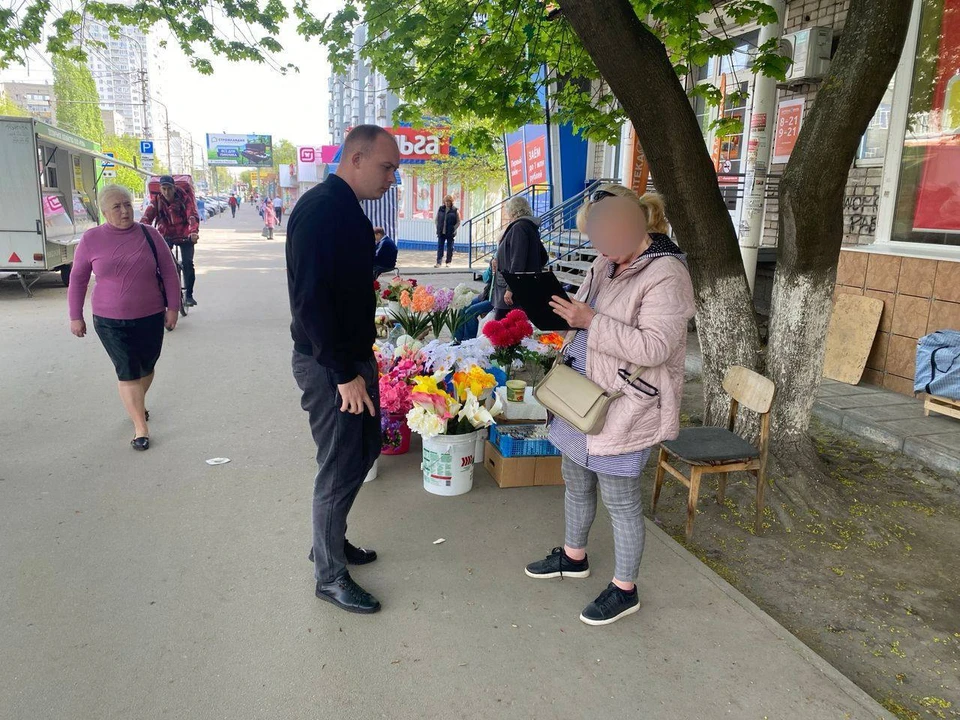 В Заводском районе Саратова оштрафовали уличных торговцев (фото: тг "Саратов (Заводской район)"