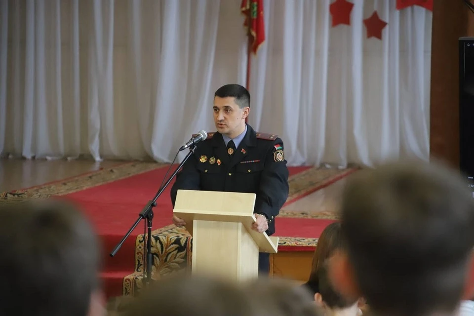 Милиция проводит проверку после жесткой драки двух минских школьниц, попавшей на видео. Фото: ГУВД Мингорисполкома.
