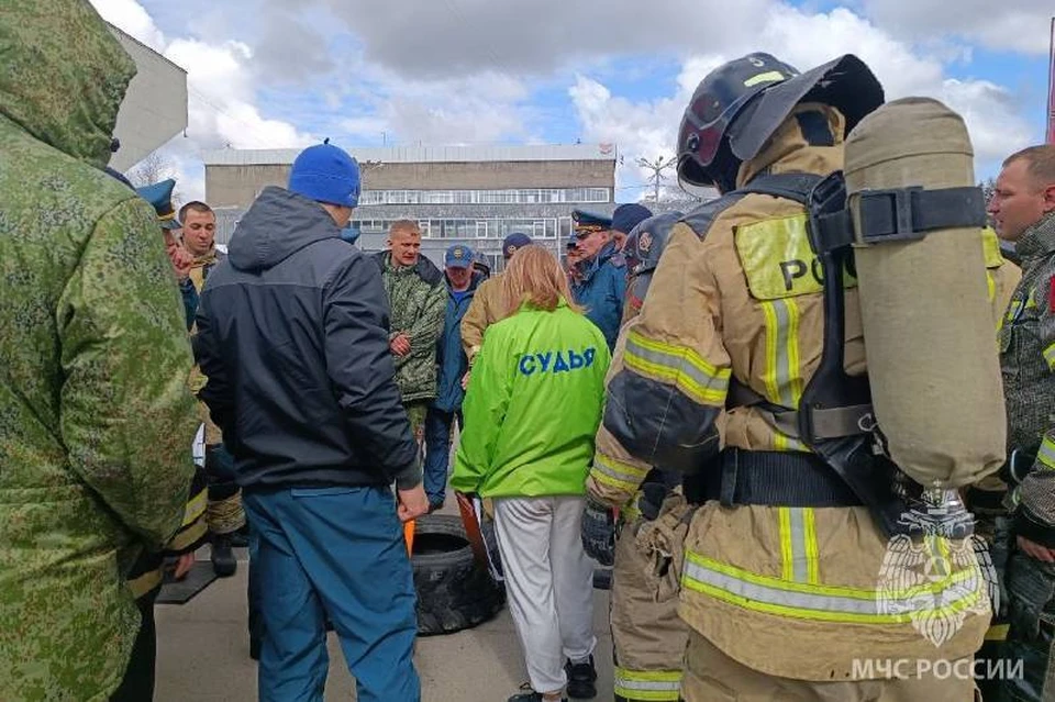 Соревнования по пожарно-спасательному многоборью проходят в Иркутске 27 апреля