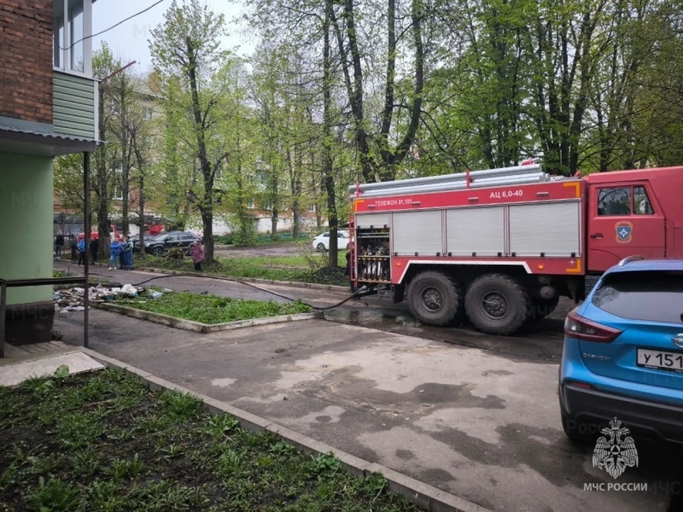 11 человек спасли из горящей пятиэтажки в Богородицке
