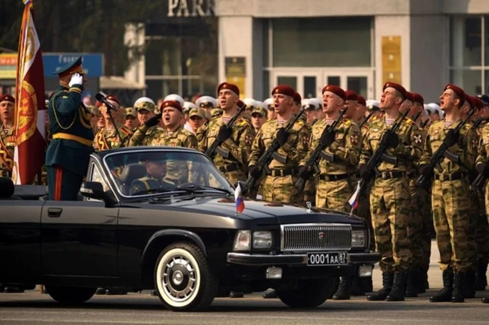 Парад войск Новосибирского гарнизона на площади Ленина начнется 9 мая в 10:00.