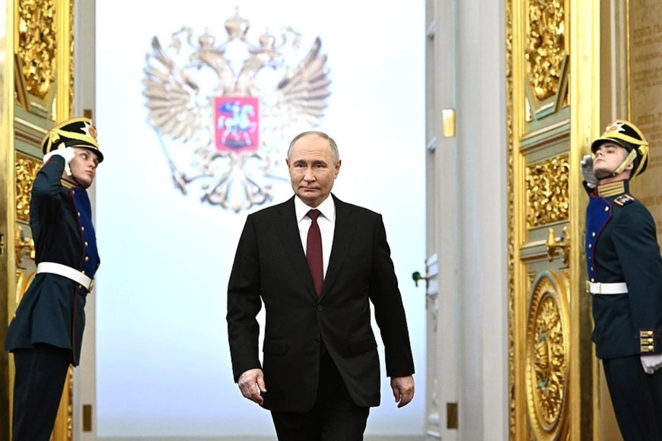 Инаугурация состоялась 7 мая в Андреевском зале Большого Кремлевского дворца.