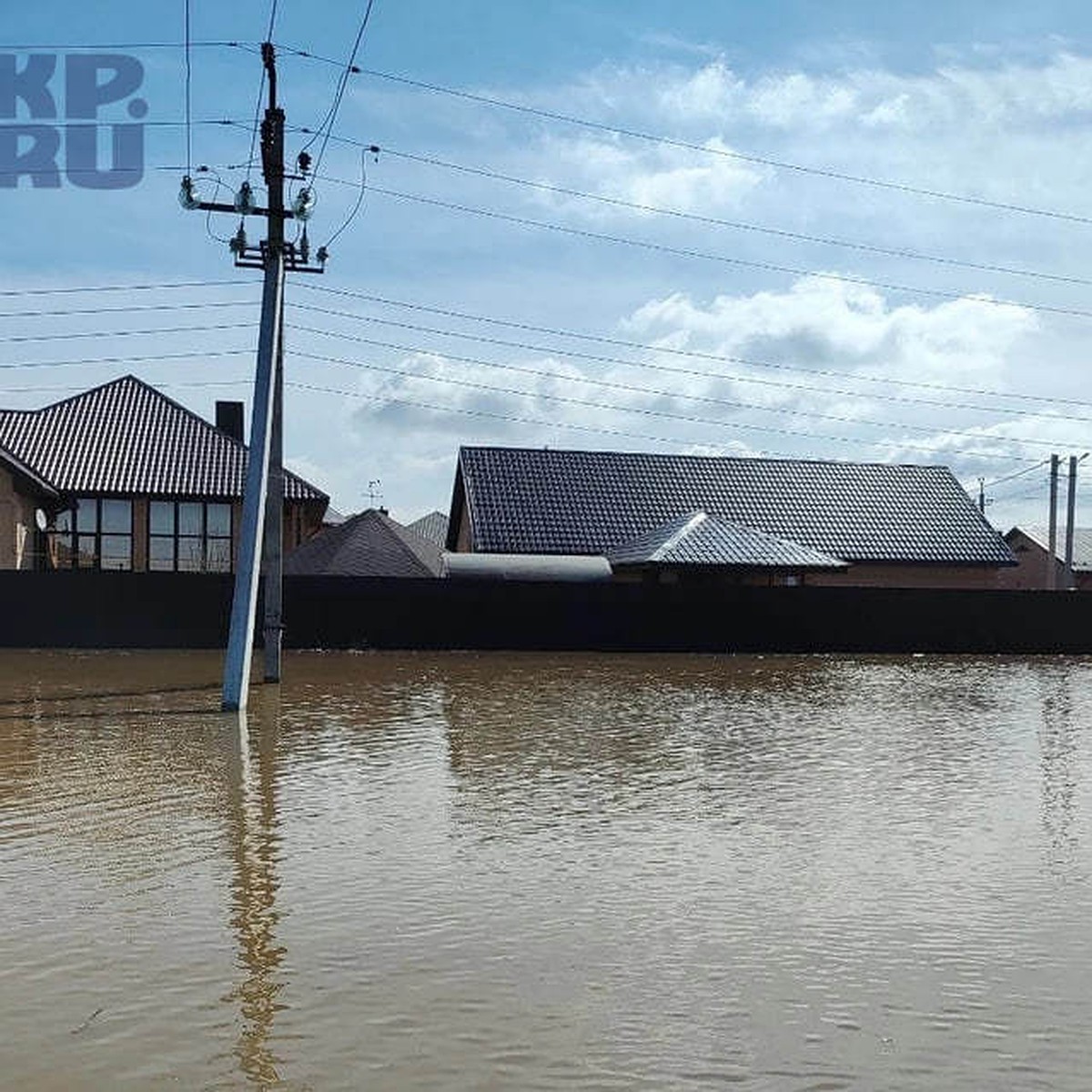 В Оренбургской области освободились от воды еще 629 домов - KP.RU