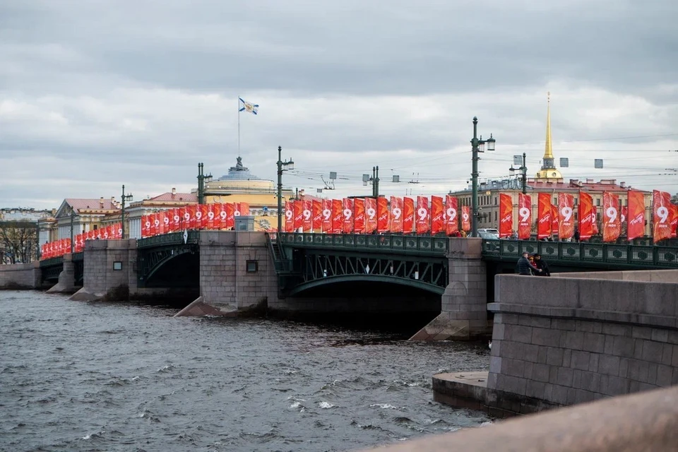 В Петербурге не будут разводить мосты в ночь с 9 на 10 мая.