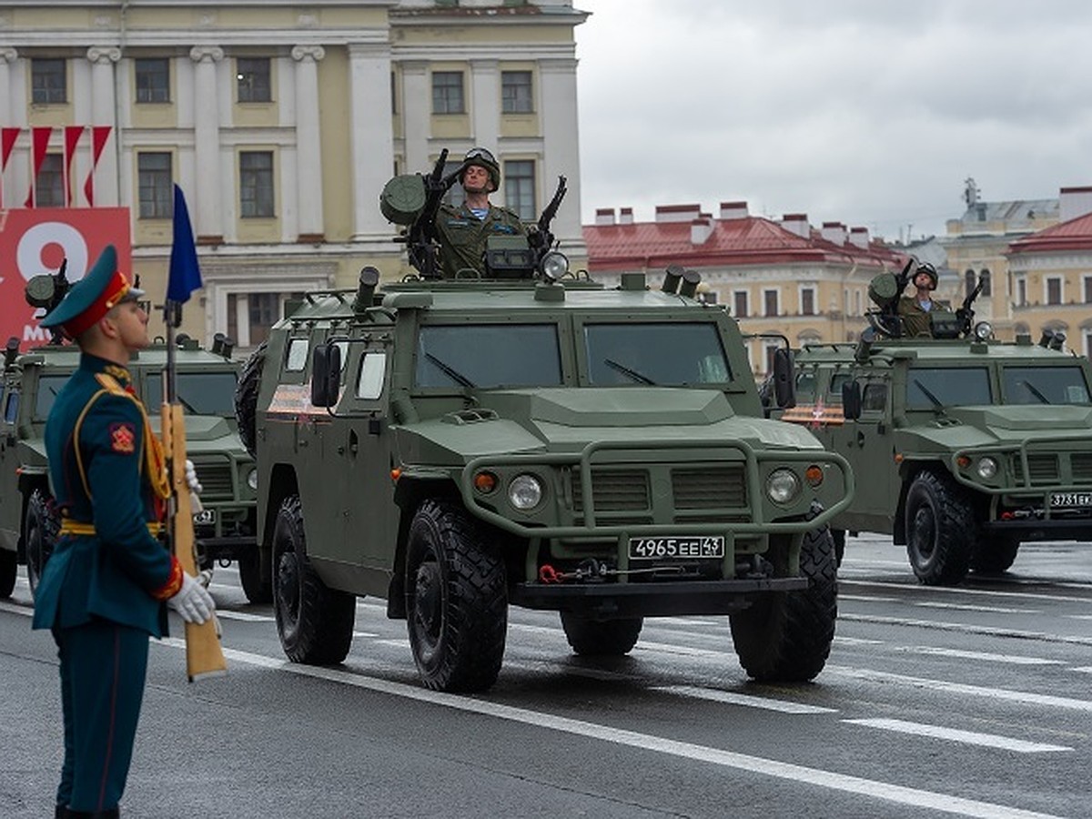 Парад Победы в Хабаровске 9 мая 2024: прямая онлайн-трансляция военного  Парада - KP.RU