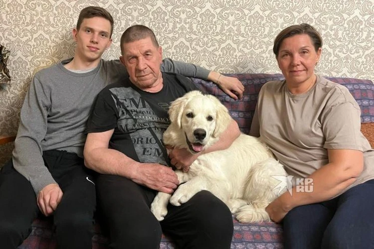 «Нашли козы»: в Екатеринбурге пенсионеру, которому вызывали скорую из-за пропажи собаки, вернули питомца