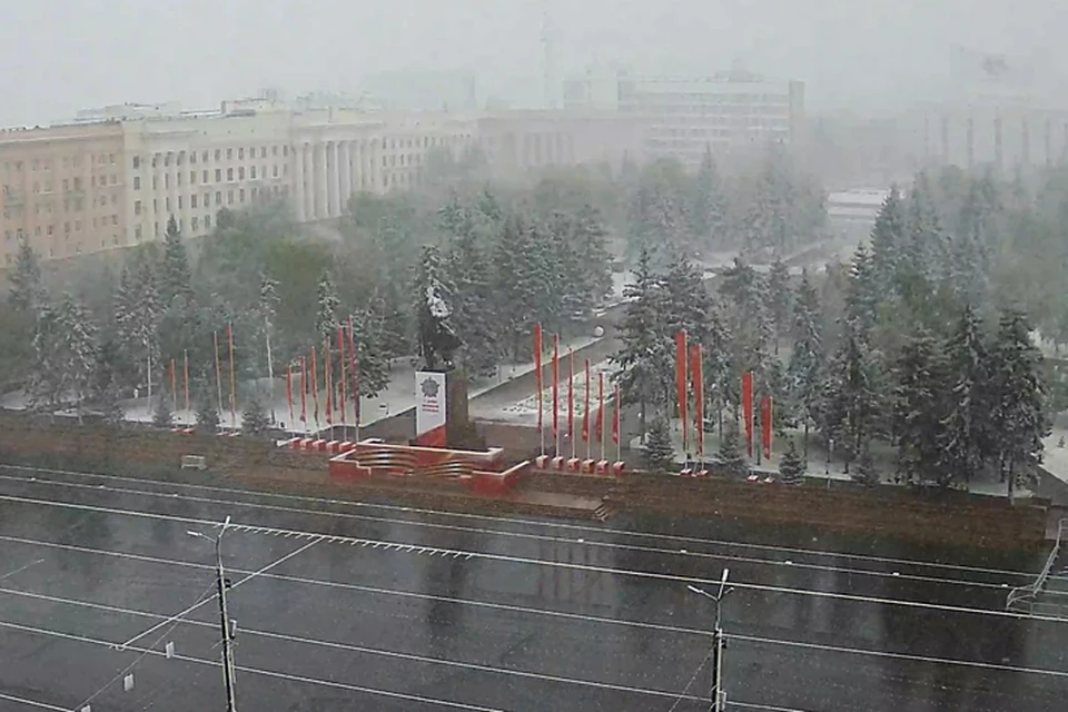 Этой весной на Южном Урале аномальное тепло по-прежнему чередуется со снегопадами и заморозками. Фото: Интерсвязь