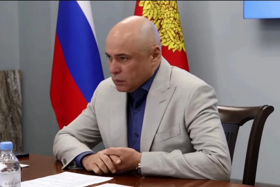 Фото: скрин видео из телеграм-канала губернатора Игоря Артамонова