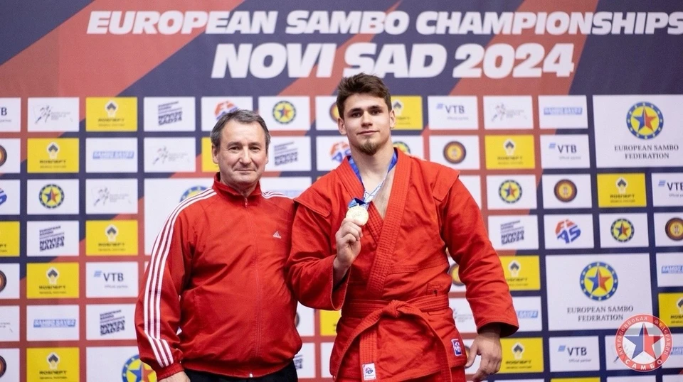 Владимир Досяк взял золотую медаль на первенстве Европы по самбо