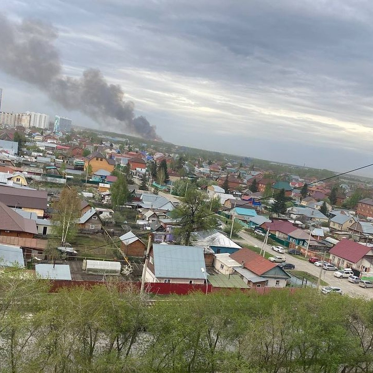 В Новосибирске у Хилокского рынка произошел пожар - KP.RU