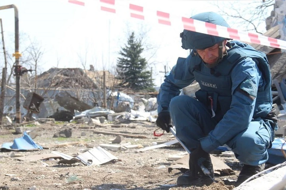 В ДНР за сутки уничтожили более 250 единиц взрывоопасных предметов. Фото: МЧС России по ДНР