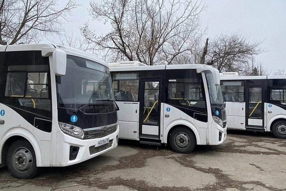 На дороги Волновахи ДНР вышли новые пассажирские автобусы. Фото: Минтранс ДНР
