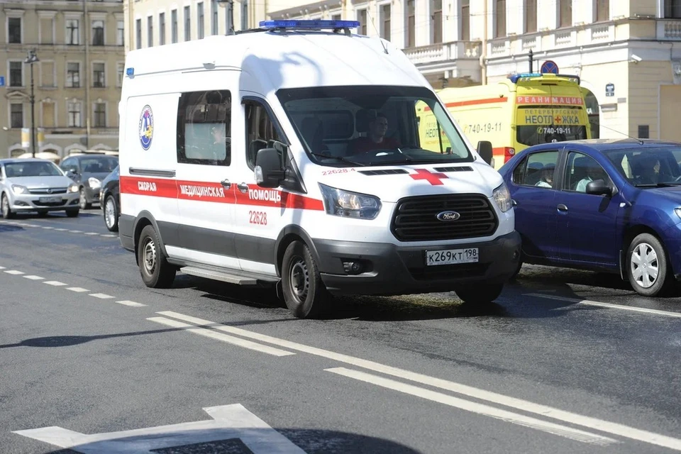 Второклассницу увезли в больницу после ДТП на Богатырском проспекте.
