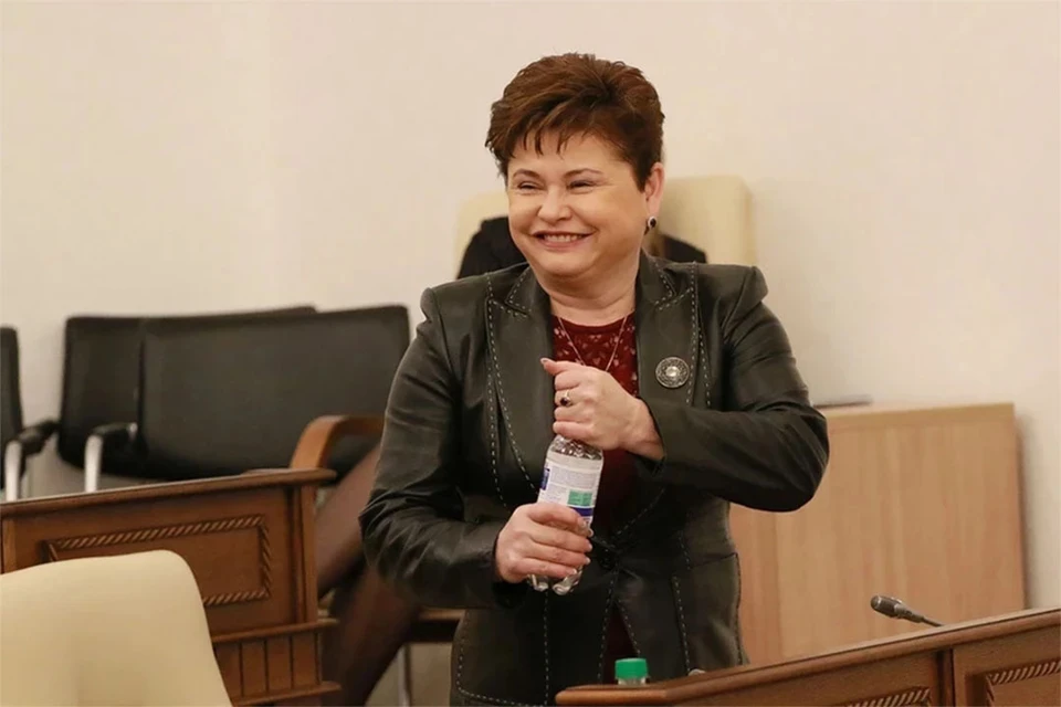 Стелла Штань