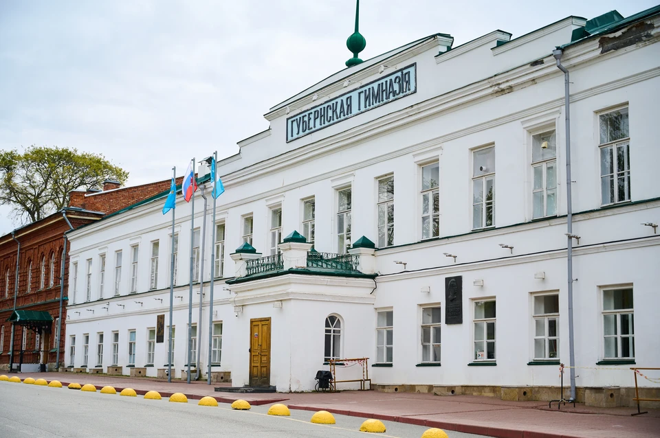 В ульяновской гимназии №1 проведут капремонт