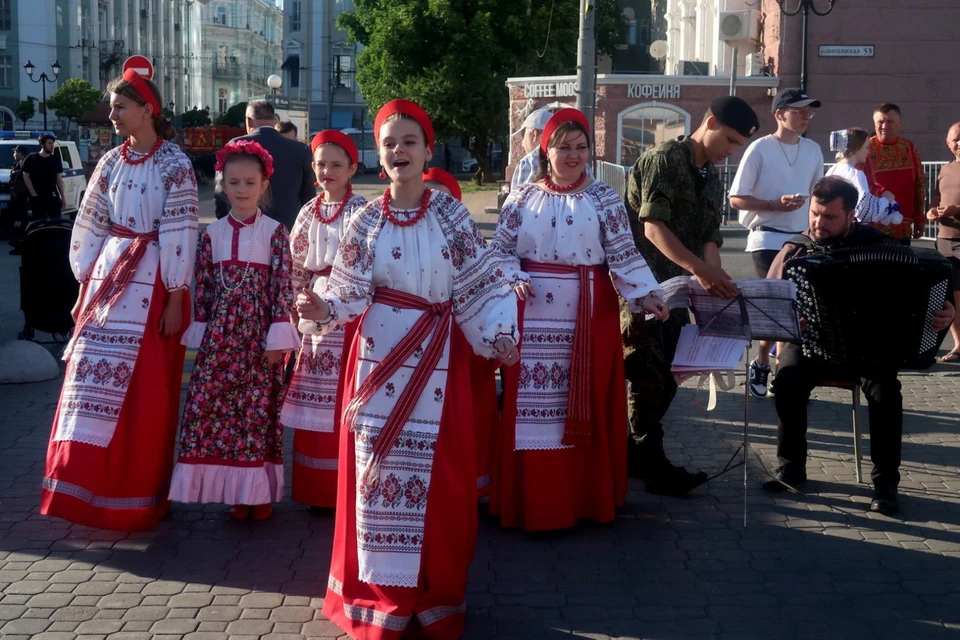 В донской столице с размахом отметили День славянской письменности и культуры. Фото: правительство Ростовской области