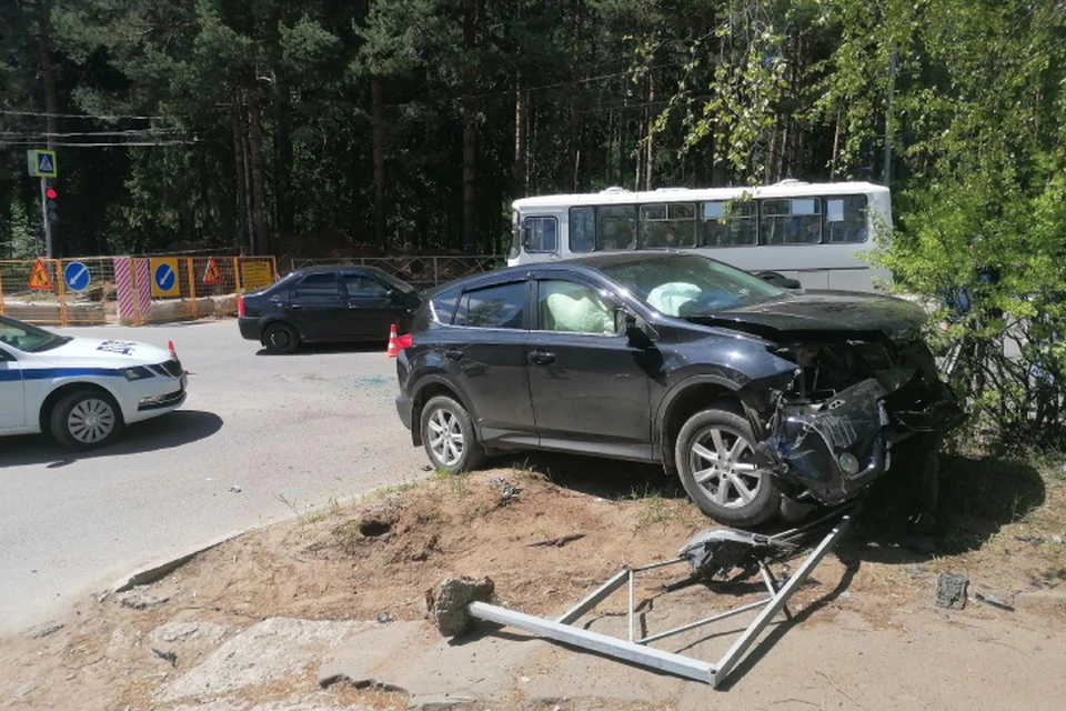 Авария случилась на улице Ленина. Фото: ГИБДД Кировской области