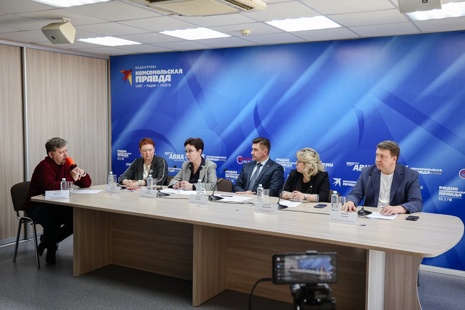 В ИД «Комсомольская правда — Челябинск» прошел круглый стол, посвященный образованию.
