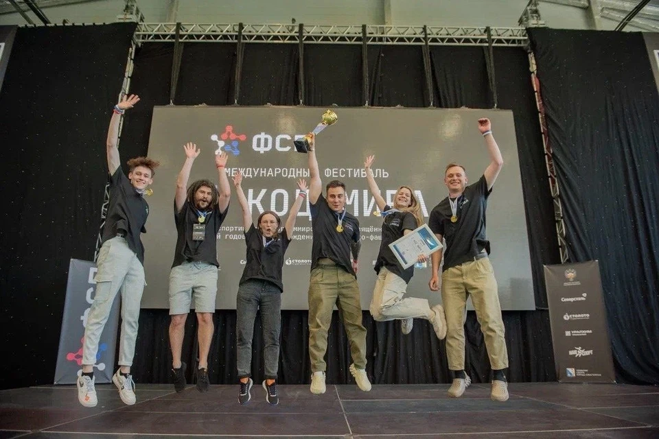 Команда «ДРИМММ» из ОГУ – победитель областных соревнований по спортивному программированию