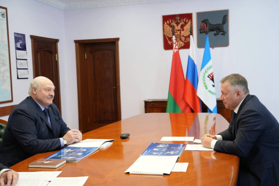 Глава региона Игорь Кобзев и Александр Лукашенко провели рабочую встречу.
