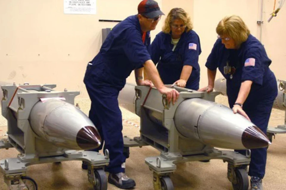 Semafor: США намерены принять более агрессивную стратегию по ядерному оружию