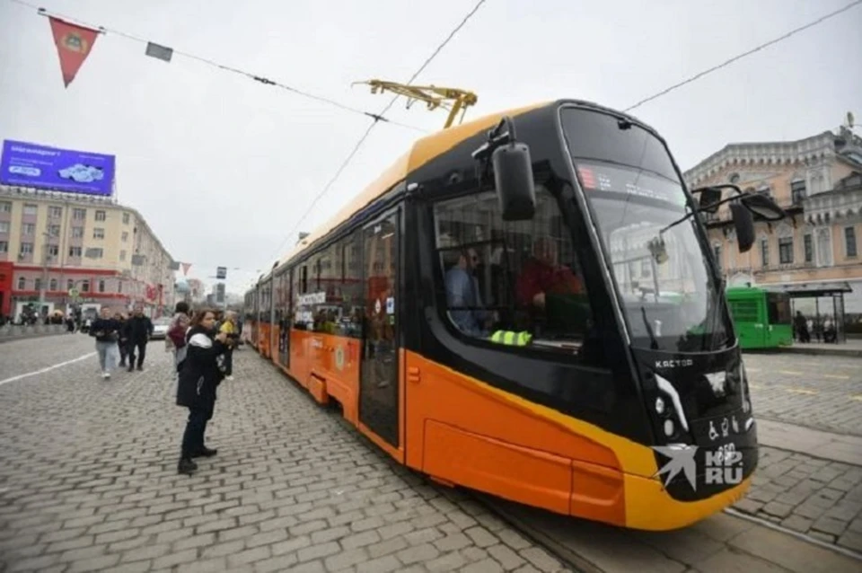 Из-за хулиганов трехсекционный трамвай временно не будет курсировать по городу