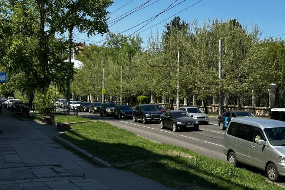 Движение автомобилей ограничат с 11 июня по улице Баррикад в Иркутске.