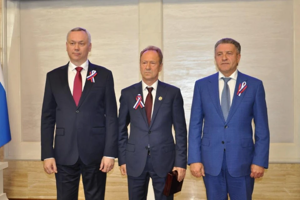45 новосибирцев наградили за вклад в развитие региона. Фото: Законодательное Собрание Новосибирской области