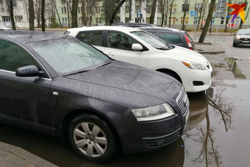 Еще одна платная парковка будет организована с 17 июня на главном проспекте Минска. Фото носит иллюстративный характер.
