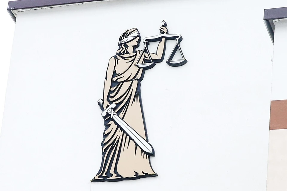 Суд отложил рассмотрение дела американца Блэка, который угрожал убийством девушке из Владивостока и обокрал ее.