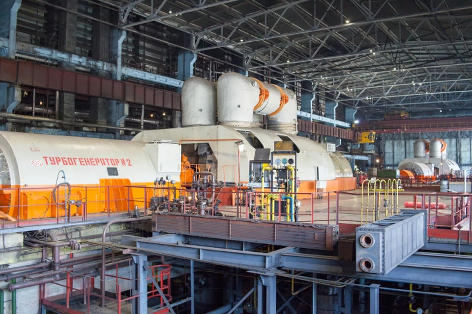 Специалисты ведут средний ремонт второго энергоблока ТЭЦ-5. Фото: кировский филиал ПАО «Т Плюс»