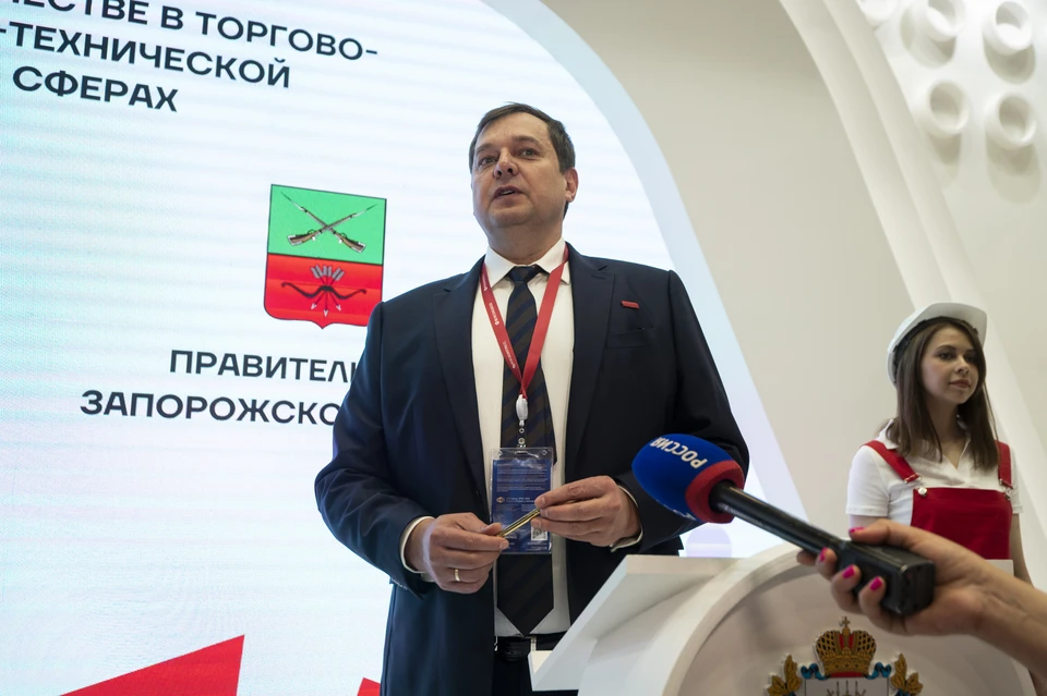 Губернатор поздравил выпускников
