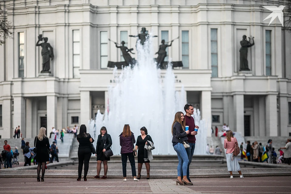 Белстат рассказал, сколько среди белорусских руководителей молодежи.