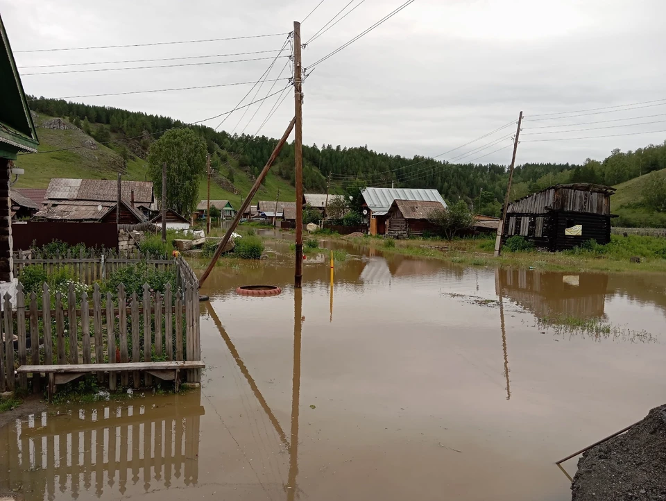 Вот так выглядят улицы в Орловке. Фото: Алена Холина/vk.com