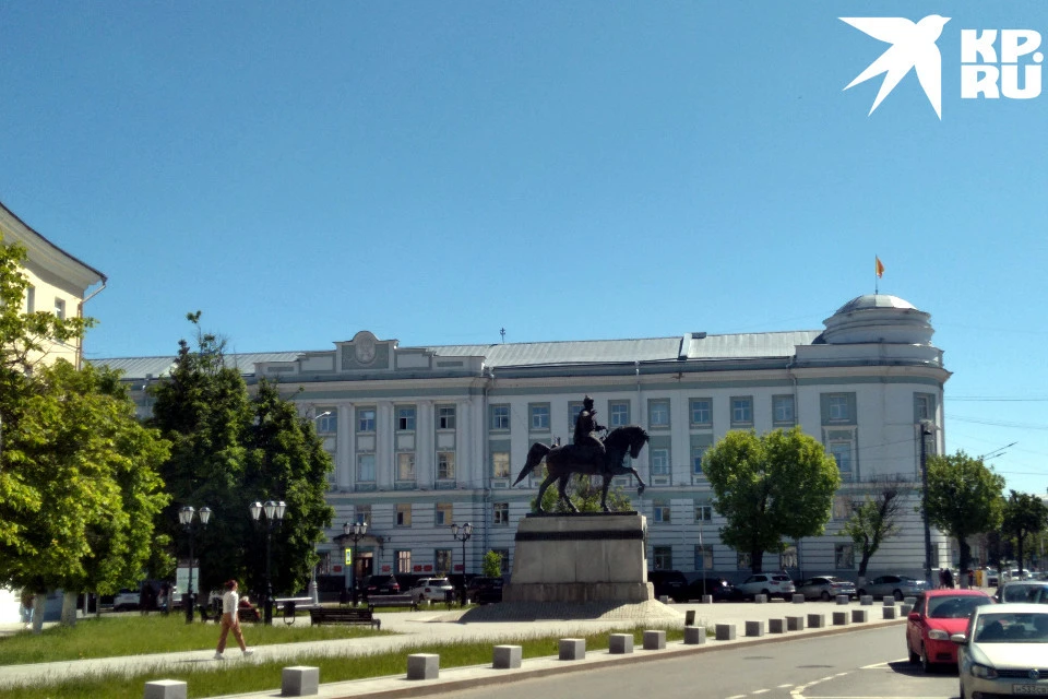 В начале второго месяца лета состоялось очередное заседание регионального правительства.