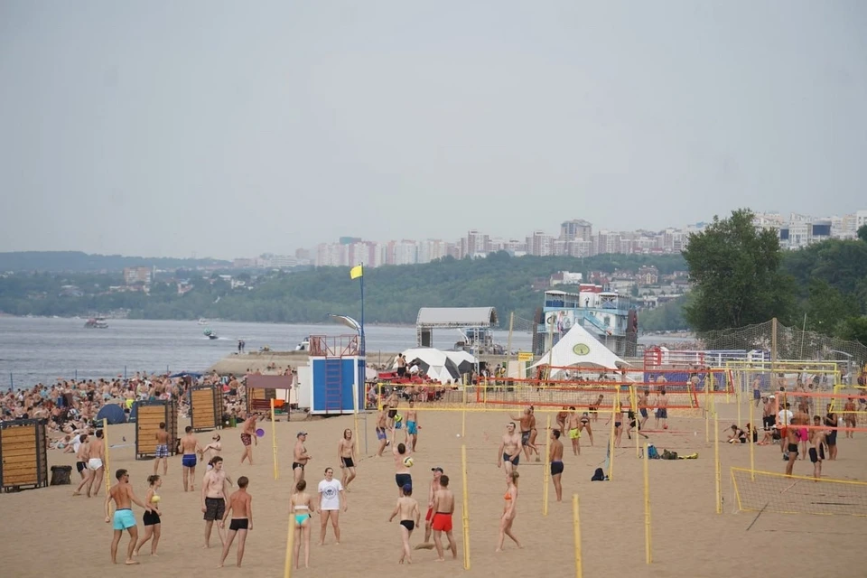 Температура воды у берегов Самары держится +21 °C.