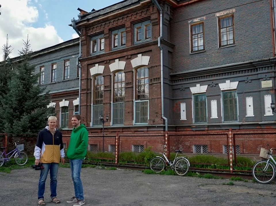 Оказывается, чтобы попасть в Амстердам,не нужны долгие перелеты. Но, внимание, это Мариинск! Фото - YouTube-канал «Страсти Имперские».