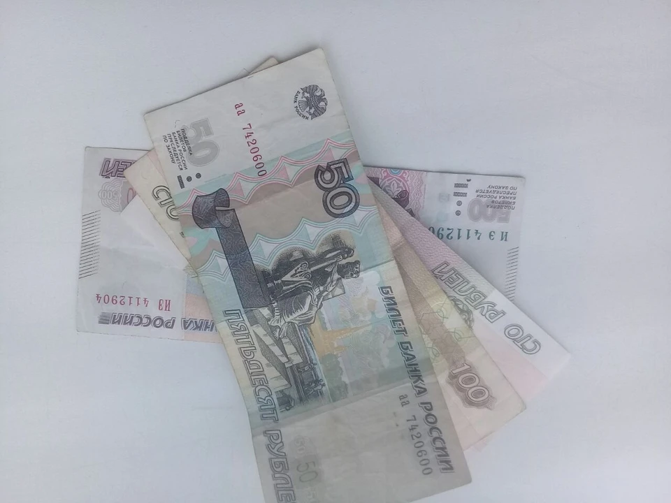 33 автолюбителя заплатят штрафы за непредоставление преимущества пешеходам.