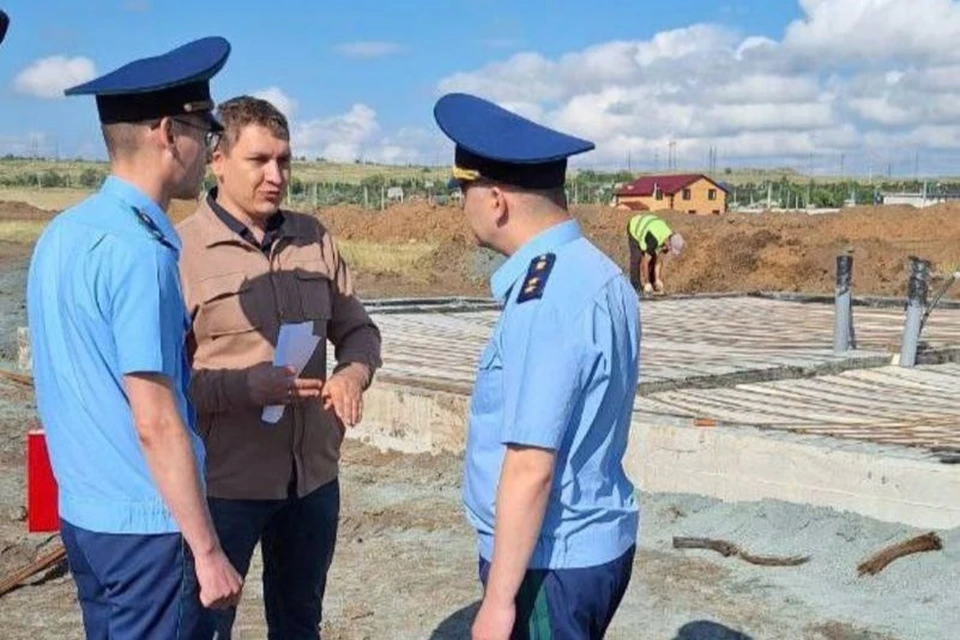 Гендиректору АО «Сельский дом» указали на недопустимость снижения темпов строительства. Фото: прокуратура Оренбургской области