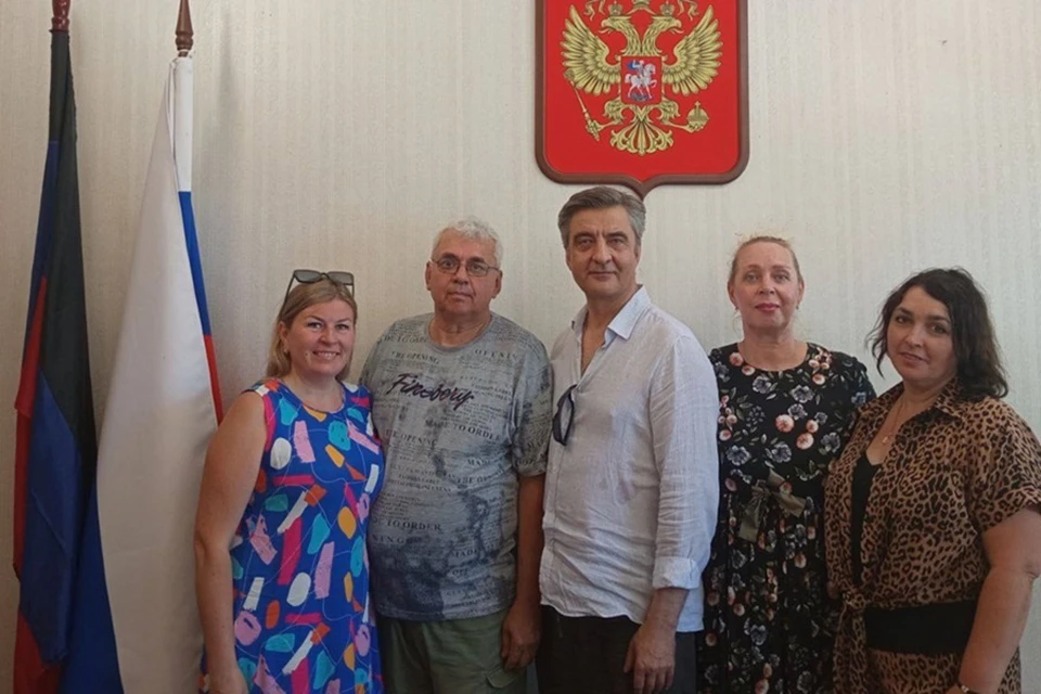 Иловайск ДНР посетили заслуженные артисты России. Фото: Администрация Иловайска