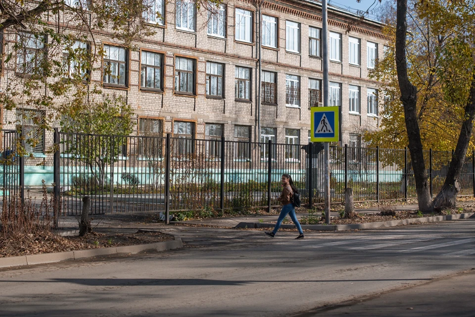Тольяттинская школа расторгла контракт с подрядчиком в одностороннем порядке